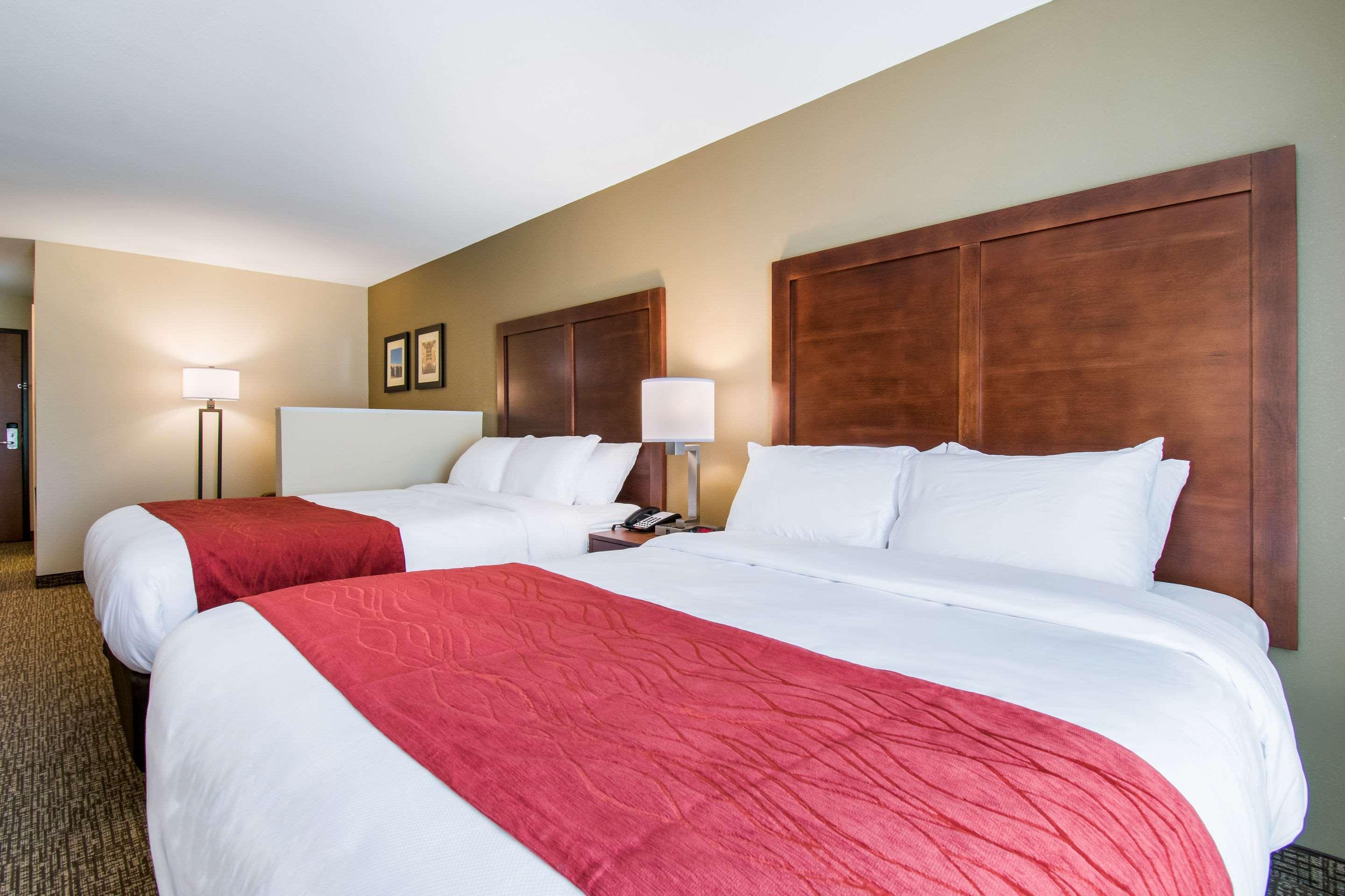 Comfort Inn & Suites Harrisburg - Hershey West Ngoại thất bức ảnh