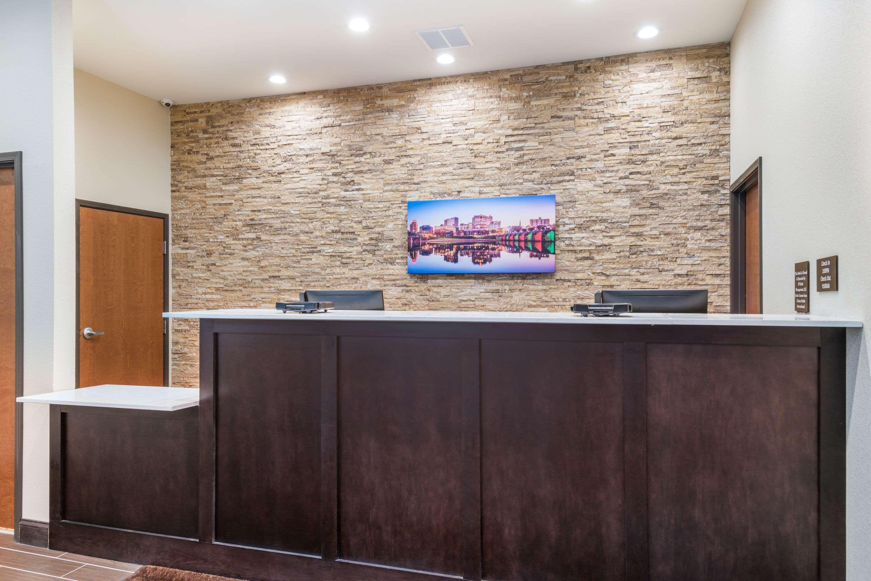 Comfort Inn & Suites Harrisburg - Hershey West Ngoại thất bức ảnh