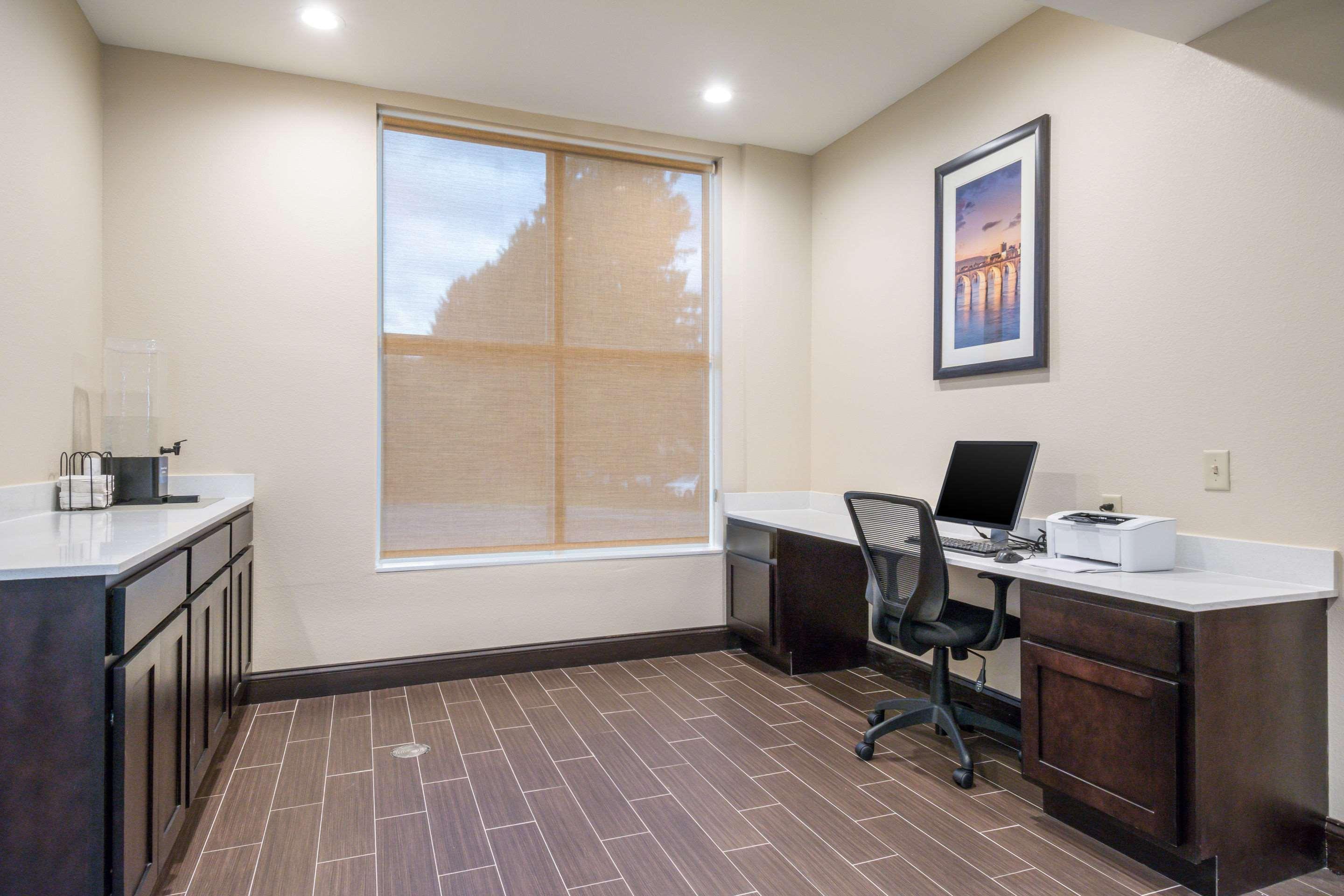 Comfort Inn & Suites Harrisburg - Hershey West Ngoại thất bức ảnh